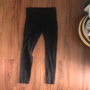 Lululemon Black Leggigns with side pockets
